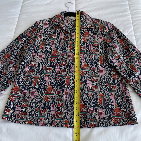 Vintage Patterned Shirt - Picture 10 of 13